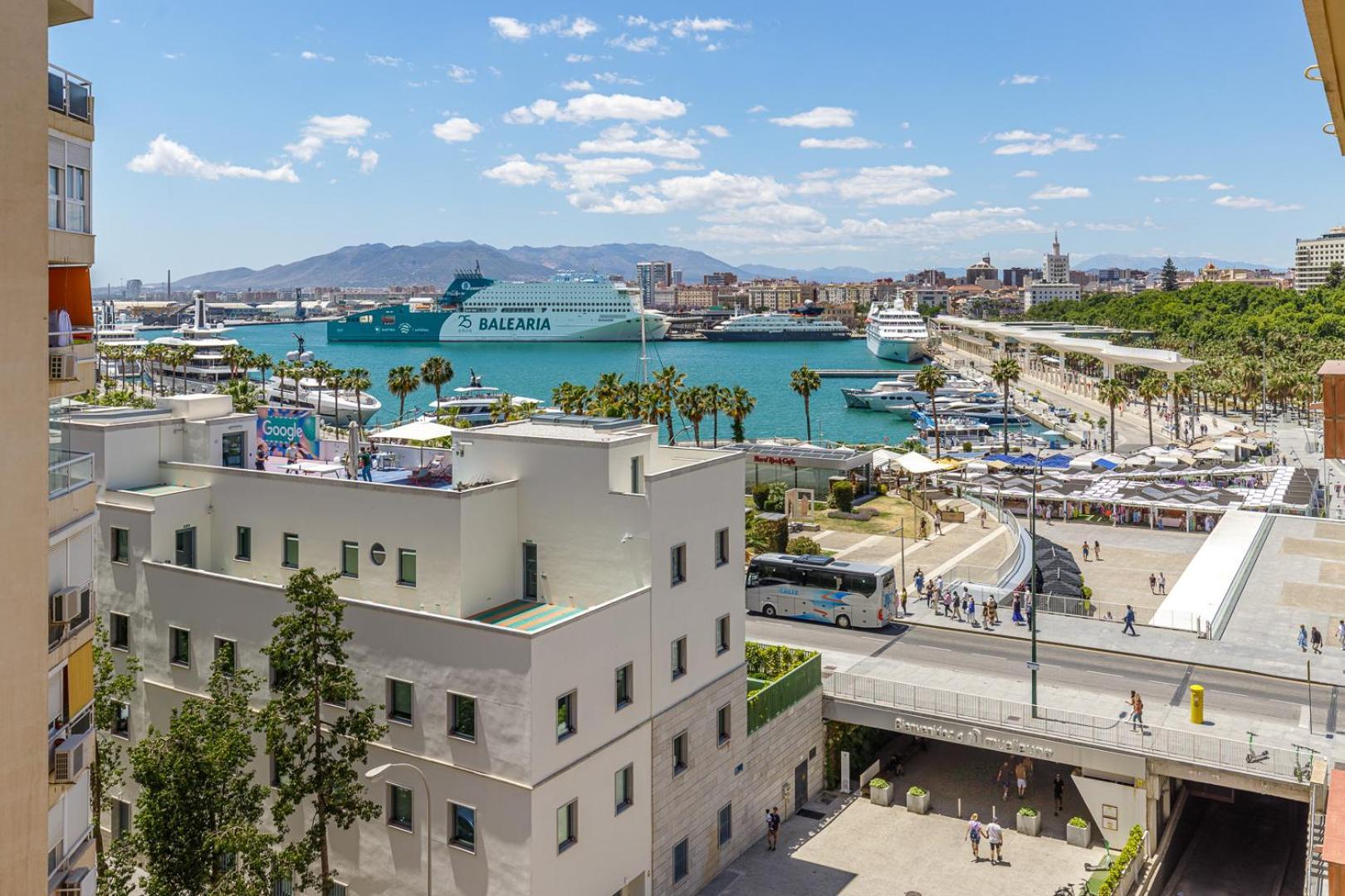 Muelle Uno With Sea View Apartment *